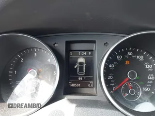 2014 Volkswagen Jetta TDI w/Sunroof z VIN 3VWPL7AJ8EM600921, wystawiony jako IAAI lot #42682570 z przebiegiem 148 591 mil mil oraz . Historia ofert i sprzedaży dostępna na DreamBid. Obrazek 7.