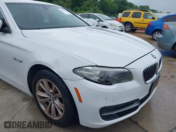 2014 BMW 5 Series 528i with VIN WBA5A5C5XED512045, listed as a IAAI auction lot 42152735 with 180,168 mi miles. Bid and sale history available at carsss.com. Image 6.