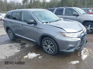 2018 Mitsubishi Outlander ES z VIN JA4AZ3A38JJ003545, wystawiony jako IAAI lot #42016681 z przebiegiem 108 588 mil mil oraz . Historia ofert i sprzedaży dostępna na DreamBid. Obrazek 1.