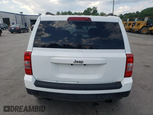2016 Jeep Patriot Latitude with VIN 1C4NJPFA3GD612918, listed as a Copart auction lot 55830645 with 165,024 mi miles and Clean title. Bid and sale history available at DreamBid. Image 6.