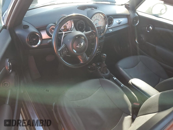 2011 MINI Convertible with VIN WMWZN3C59BTZ78447, listed as a Copart auction lot 87526775 with 114,665 mi miles and Clean title. Bid and sale history available at DreamBid. Image 8.