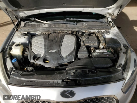 2016 Kia Cadenza Premium with VIN KNALN4D75G5199070, listed as a Copart auction lot 82535904 with 124,593 mi miles and Clean Title. Bid and sale history available at carsss.com. Image 11.