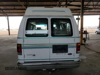 1992 Ford Econoline Cargo z VIN 1FDEE14H7NHA94279, wystawiony jako Copart lot #82831194 z przebiegiem Nie podano mil oraz Czysty tytuł • Clean title. Historia ofert i sprzedaży dostępna na DreamBid. Obrazek 6.