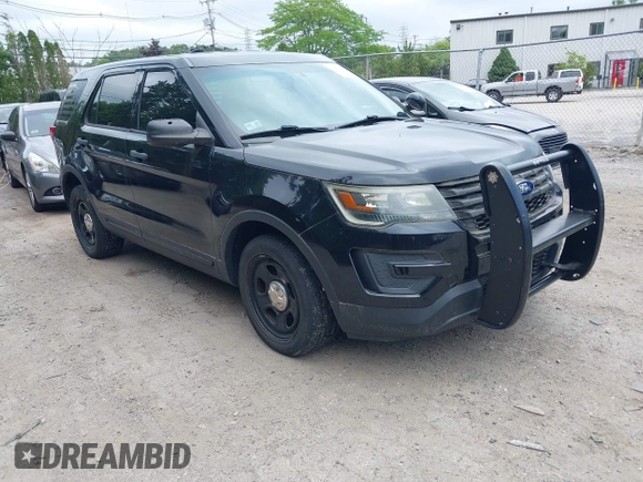 2017 Ford Police Interceptor Utility z VIN 1FM5K8AR8HGA37503, wystawiony jako IAAI lot #42414520 z przebiegiem 107 551 mil mil oraz . Historia ofert i sprzedaży dostępna na DreamBid. Obrazek 1.