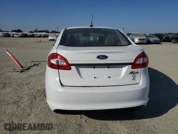 2013 Ford Fiesta S with VIN 3FADP4AJ3DM111257, listed as a Copart auction lot 73243404 with 43,209 mi miles and Clean title. Bid and sale history available at DreamBid. Image 6.