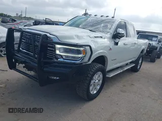 2022 Ram 2500 Laramie with VIN 3C6UR5FL3NG310109, listed as a IAAI auction lot 42169544 with 88,817 mi miles. Bid and sale history available at carsss.com. Image 17.