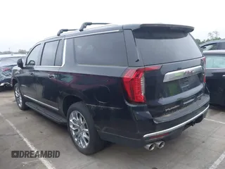 2021 GMC Yukon XL Denali with VIN 1GKS2JKL5MR458039, listed as a IAAI auction lot 41921865 with 25,141 mi miles. Bid and sale history available at carsss.com. Image 14.