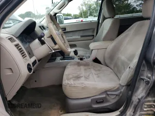 2012 Ford Escape XLT с VIN 1FMCU9DGXCKB34077, выставлен на аукционе Copart как лот 71502944 с пробегом 297 902 миль миль и Списание • Salvage title. История ставок и продаж доступна на DreamBid. Изображение 7.
