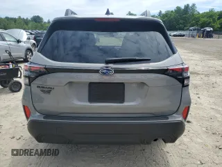 2025 Subaru Forester Premium z VIN JF2SLDBC2SH509320, wystawiony jako Copart lot #62509545 z przebiegiem 6 188 mil mil oraz Szkoda całkowita • Salvage title. Historia ofert i sprzedaży dostępna na DreamBid. Obrazek 6.