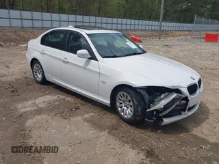 2009 BMW 3 Series 328i with VIN WBAPH77559NL83531, listed as a IAAI auction lot 41968727 with 159,755 mi miles. Bid and sale history available at carsss.com. Image 1.