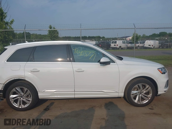 2022 Audi Q7 Premium Plus with VIN WA1LJBF70ND014081, listed as a IAAI auction lot 42403771 with 20,073 mi miles and . Bid and sale history available at DreamBid. Image 13.