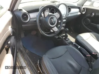 2008 MINI Hardtop with VIN WMWMF33528TT60211, listed as a Copart auction lot 55355705 with 112,027 mi miles and Clean Title. Bid and sale history available at DreamBid. Image 8.