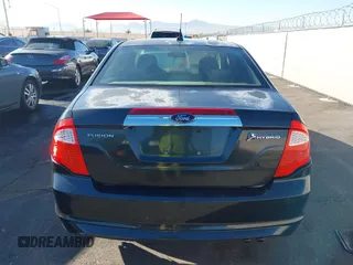 2010 Ford Fusion Hybrid with VIN 3FADP0L32AR149911, listed as a IAAI auction lot 41636037 with 148,431 mi miles. Bid and sale history available at carsss.com. Image 17.