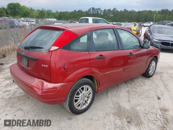 2005 Ford Focus S with VIN 3FAFP37N65R149521, listed as a IAAI auction lot 42023045 with 206,494 mi miles and . Bid and sale history available at carsss.com. Image 4.