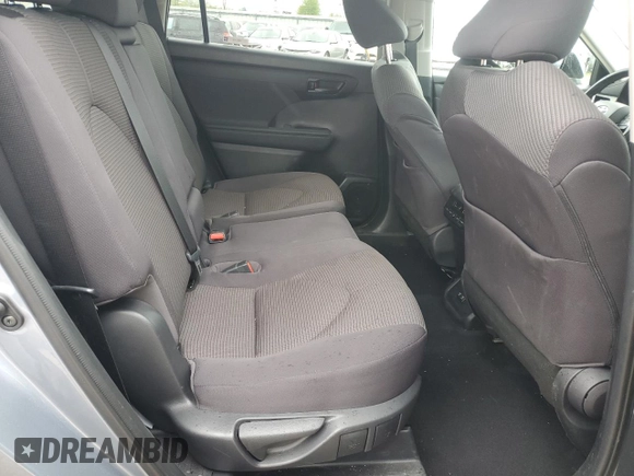 2021 Toyota Highlander L z VIN 5TDBZRBH0MS138565, wystawiony jako Copart lot #56910965 z przebiegiem 48 074 mil mil oraz Szkoda całkowita • Salvage title. Historia ofert i sprzedaży dostępna na DreamBid. Obrazek 11.