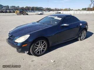2007 Mercedes-Benz SLK-Class 3.5L with VIN WDBWK56F97F142964, listed as a Copart auction lot 81995134 with 98,475 mi miles and Salvage Title. Bid and sale history available at carsss.com. Image 1.