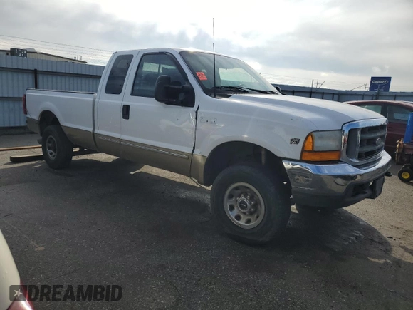 2000 Ford F-250 XL with VIN 1FTNX21S1YEB62621, listed as a Copart auction lot 87630545 with 204,488 mi miles and Salvage title. Bid and sale history available at DreamBid. Image 4.