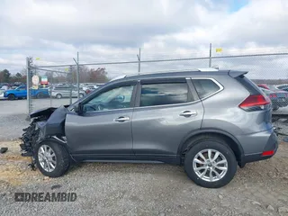 2019 Nissan Rogue SV with VIN 5N1AT2MV7KC701886, listed as a IAAI auction lot 40798587 with 51,491 mi miles and . Bid and sale history available at carsss.com. Image 15.
