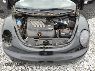 2005 Volkswagen New Beetle Coupe GL with VIN 3VWBK31C65M415399, listed as a Copart auction lot 81258974 with 182,918 mi miles and Salvage Title. Bid and sale history available at carsss.com. Image 13.