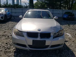 2006 BMW 3 Series 325i with VIN WBAVB17526NK35676, listed as a Copart auction lot 54720034 with 140,273 mi miles and Salvage Title. Bid and sale history available at carsss.com. Image 5.