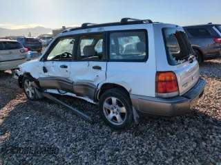 1999 Subaru Forester S with VIN JF1SF6555XG740472, listed as a Copart auction lot 46902115 with 241,097 mi miles and Salvage Title. Bid and sale history available at carsss.com. Image 2.