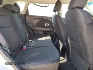 2014 Kia Soul with VIN KNDJN2A20E7700388, listed as a Copart auction lot 68525664 with 195,615 mi miles and Salvage Title. Bid and sale history available at carsss.com. Image 11.