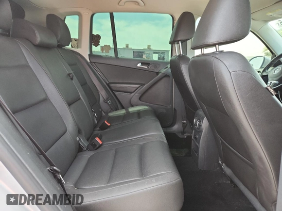 2014 Volkswagen Tiguan SE with VIN WVGAV3AX3EW590861, listed as a Copart auction lot 58517535 with 68,481 mi miles and Salvage title. Bid and sale history available at DreamBid. Image 10.