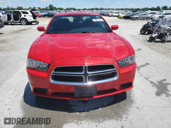 2013 Dodge Charger SE z VIN 2C3CDXBG1DH591742, wystawiony jako Copart lot #58427145 z przebiegiem 77 307 mil mil oraz Tytuł czysty. Historia ofert i sprzedaży dostępna na DreamBid. Obrazek 5.