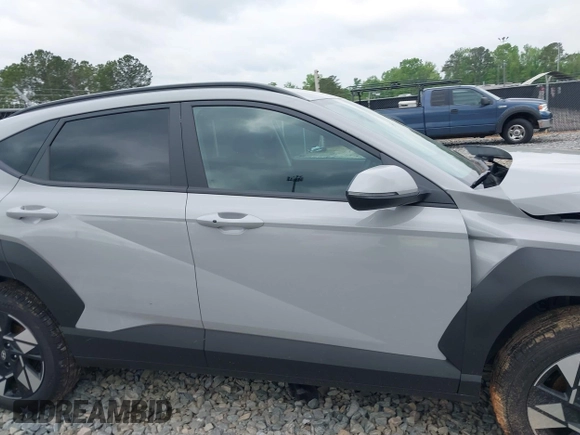 2025 Hyundai Kona SEL with VIN KM8HBCAB7SU273670, listed as a IAAI auction lot 42030055 with 3,600 mi miles. Bid and sale history available at carsss.com. Image 14.