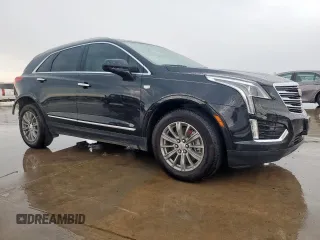 2017 Cadillac XT5 Luxury FWD z VIN 1GYKNBRS9HZ160664, wystawiony jako Copart lot #55856915 z przebiegiem 98 161 mil mil oraz Szkody całkowita. Historia ofert i sprzedaży dostępna na DreamBid. Obrazek 4.