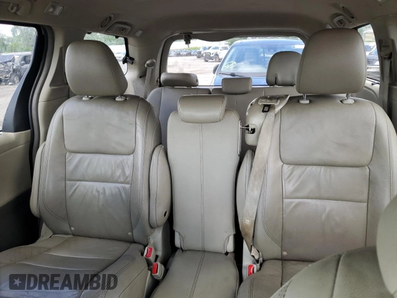 2015 Toyota Sienna XLE with VIN 5TDYK3DC7FS557268, listed as a Copart auction lot 55536475 with 80,791 mi miles and Clean title. Bid and sale history available at DreamBid. Image 10.
