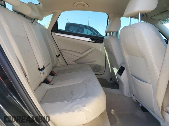 2013 Volkswagen Passat SE with VIN 1VWBH7A30DC130963, listed as a Copart auction lot 47929415 with 176,137 mi miles and Salvage Title. Bid and sale history available at carsss.com. Image 10.