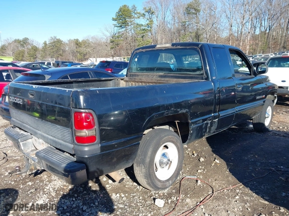 2000 Dodge Ram 1500 with VIN 1B7HC13Y7YJ180942, listed as a IAAI auction lot 41362908 with 398,452 mi miles. Bid and sale history available at carsss.com. Image 4.