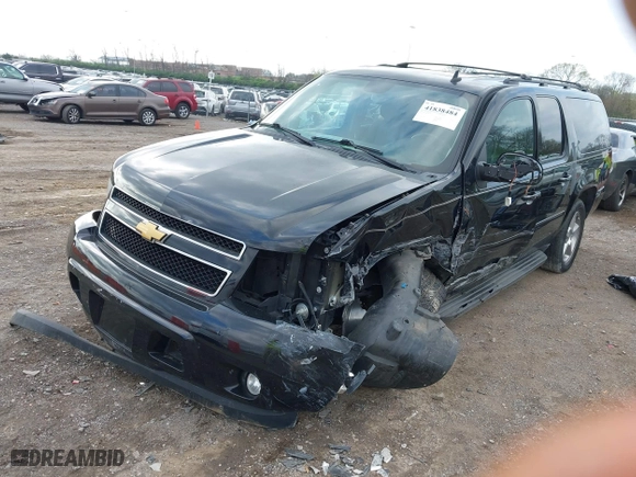 2013 Chevrolet Suburban LT with VIN 1GNSKJE70DR284785, listed as a IAAI auction lot 41838484 with 113,696 mi miles. Bid and sale history available at carsss.com. Image 17.