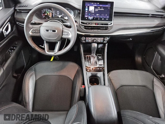2025 Jeep Compass Trailhawk с VIN 3C4NJDDN4ST523821, выставлен на аукционе Copart как лот 61833225 с пробегом 22 208 миль миль и Чистый • Clean title. История ставок и продаж доступна на DreamBid. Изображение 8.