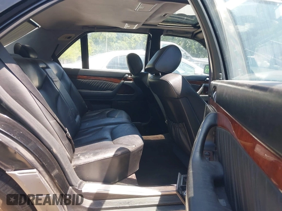 1995 Mercedes-Benz S с VIN WDBGA51E1SA220942, выставлен на аукционе IAAI как лот 42676222 с пробегом 204 200 миль миль и . История ставок и продаж доступна на DreamBid. Изображение 8.