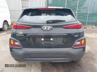 2021 Hyundai Kona SE z VIN KM8K1CAA8MU738427, wystawiony jako IAAI lot #41898475 z przebiegiem 53 112 mil mil oraz . Historia ofert i sprzedaży dostępna na DreamBid. Obrazek 16.