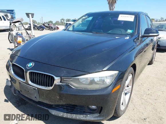 2013 BMW 3 Series 328i with VIN WBA3C1C51DF439693, listed as a IAAI auction lot 42644270 with 332,474 mi miles and . Bid and sale history available at DreamBid. Image 6.