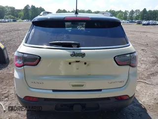 2018 Jeep Compass Limited z VIN 3C4NJDCB0JT329700, wystawiony jako IAAI lot #42728056 z przebiegiem 63 214 mil mil oraz . Historia ofert i sprzedaży dostępna na DreamBid. Obrazek 16.