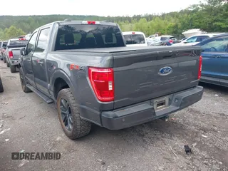 2022 Ford F-150 XL with VIN 1FTFW1E59NKD16981, listed as a IAAI auction lot 42184579 with 89,671 mi miles. Bid and sale history available at carsss.com. Image 3.
