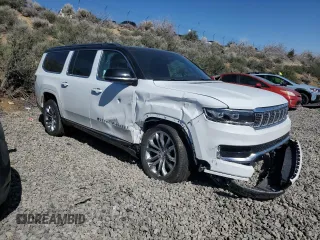 2023 Jeep Grand Wagoneer Series II with VIN 1C4SJSFPXPS574223, listed as a Copart auction lot 52938135 with 15,237 mi miles and Salvage title. Bid and sale history available at DreamBid. Image 4.