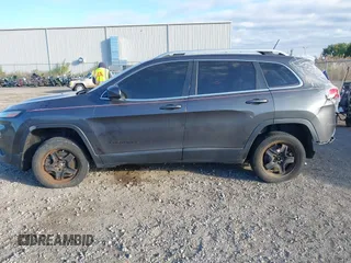 2015 Jeep Cherokee Limited with VIN 1C4PJMDS4FW659798, listed as a IAAI auction lot 40482812 with 65,453 mi miles. Bid and sale history available at carsss.com. Image 14.