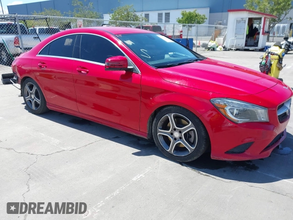 2014 Mercedes-Benz CLA 250 z VIN WDDSJ4EBXEN050072, wystawiony jako IAAI lot #42261360 z przebiegiem 92 555 mil mil oraz . Historia ofert i sprzedaży dostępna na DreamBid. Obrazek 1.