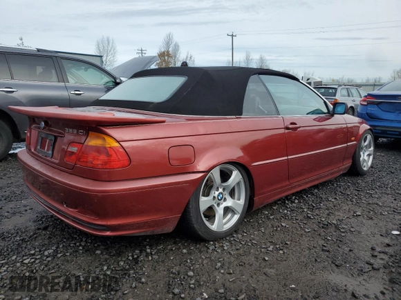 2001 BMW 3 Series 325Ci with VIN WBABS334X1JY41304, listed as a Copart auction lot 85814304 with 93,527 mi miles and Salvage Title. Bid and sale history available at carsss.com. Image 3.