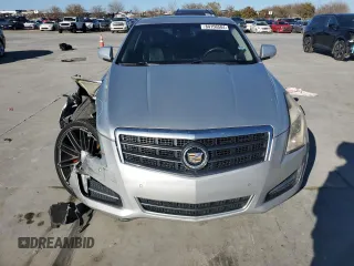 2013 Cadillac ATS Performance z VIN 1G6AC5S3XD0120025, wystawiony jako Copart lot #84156584 z przebiegiem 124 592 mil mil oraz Szkody całkowita. Historia ofert i sprzedaży dostępna na DreamBid. Obrazek 5.