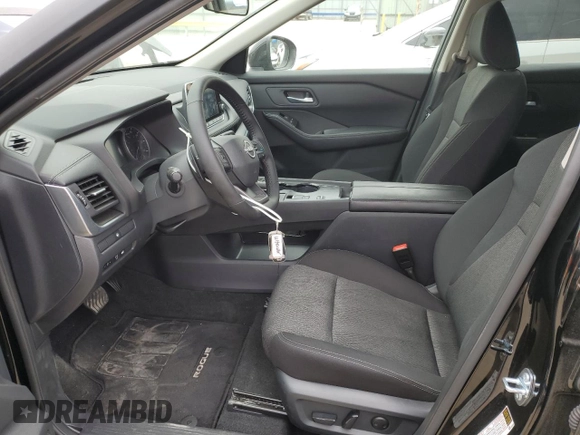 2025 Nissan Rogue SV with VIN 5N1BT3BA4SC797728, listed as a Copart auction lot 53833725 with 17,449 mi miles and Clean Title. Bid and sale history available at DreamBid. Image 7.