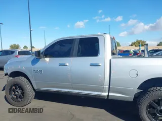 2017 Ram 1500 SLT z VIN 1C6RR6GG9HS804033, wystawiony jako IAAI lot #41707426 z przebiegiem 92 182 mil mil oraz . Historia ofert i sprzedaży dostępna na DreamBid. Obrazek 15.