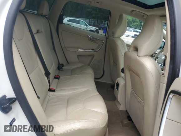 2013 Volvo XC60 3.2L z VIN YV4952DLXD2391044, wystawiony jako Copart lot #58845215 z przebiegiem 136 389 mil mil oraz Czysty tytuł • Clean title. Historia ofert i sprzedaży dostępna na DreamBid. Obrazek 10.