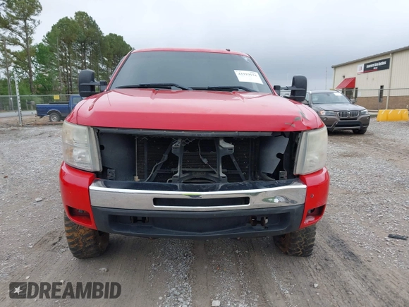 2011 Chevrolet Silverado 1500 LT with VIN 3GCPKSE36BG189128, listed as a IAAI auction lot 41919134 with 224,635 mi miles and . Bid and sale history available at DreamBid. Image 12.