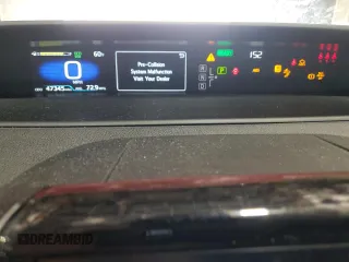 2021 Toyota Prius LE с VIN JTDKAMFP2M3181463, выставлен на аукционе Copart как лот 56833245 с пробегом 47 345 миль миль и Списание • Salvage title. История ставок и продаж доступна на DreamBid. Изображение 9.